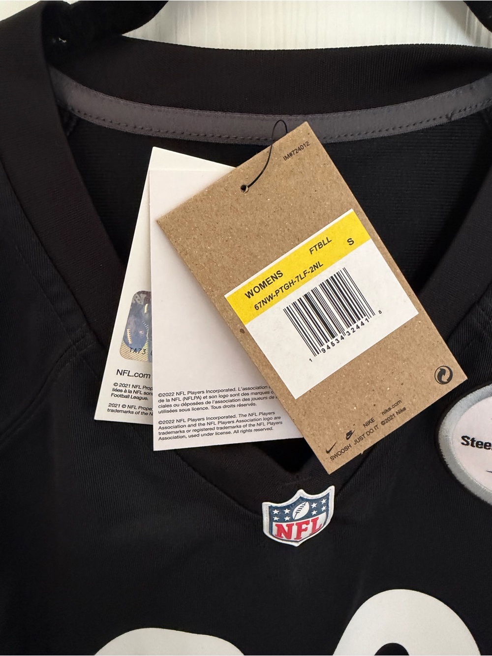 NWT Women’s Small Nike Pittsburgh Steelers #90 Black and Gold Football Jersey - Picture 2 of 3